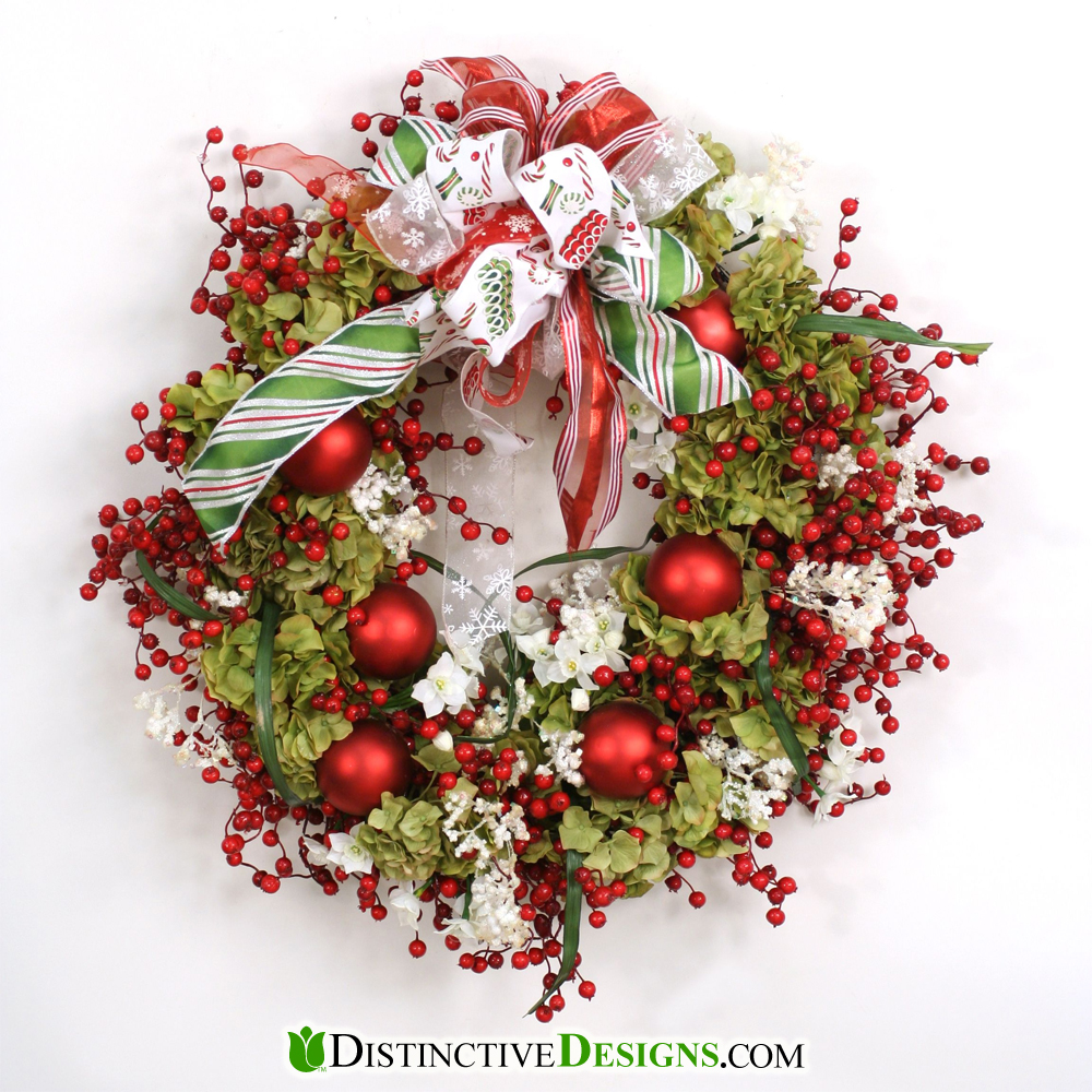 25" Wreath with Green Hydrangeas, Berries and Ornaments (XH-21)